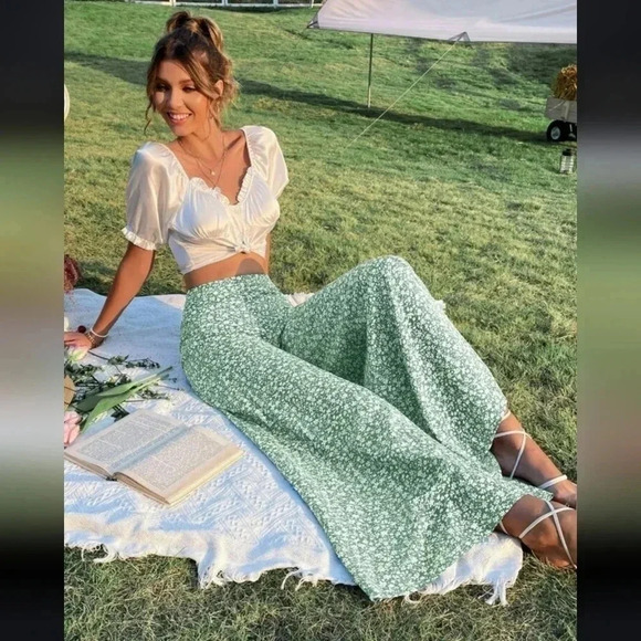 Ditsy Floral Print High Waist Wide Leg Pants - Picture 1 of 6